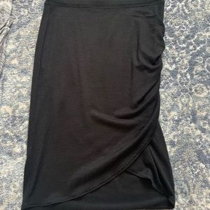Aritzia skirts S and XS